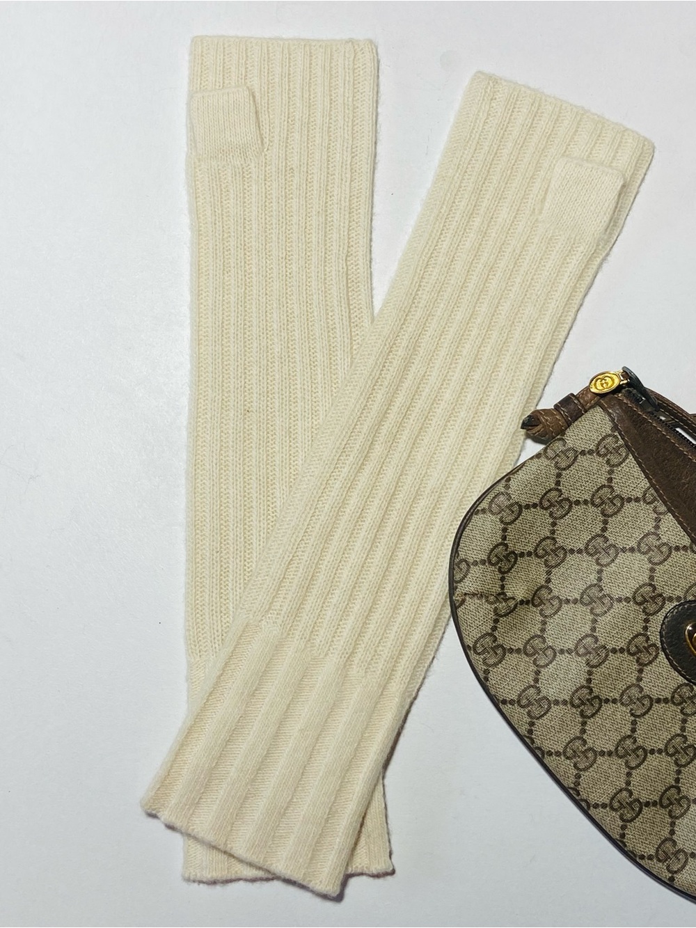 Portolano Italian Cashmere Long Fingerless Fine Knit Gloves Cream 🇮🇹